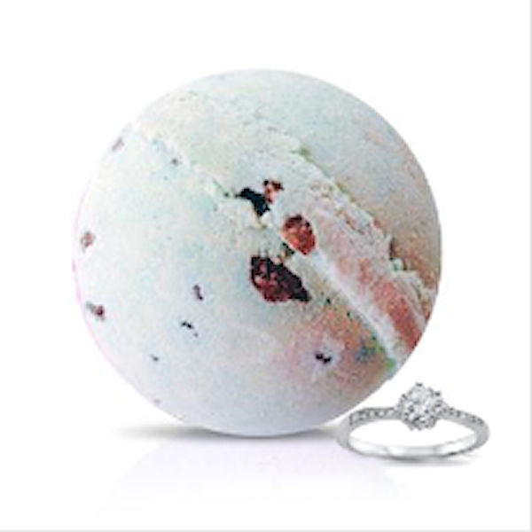 SEAWEED and PEPPERMINT Ring Bath Bomb by Soapie Shoppe